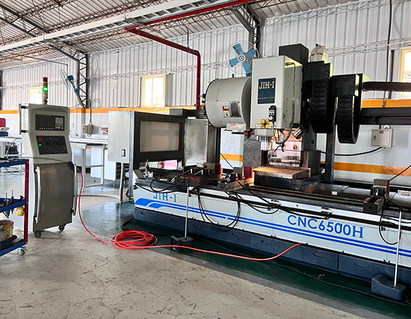 三軸加工中心機-JIH-CNC6500H